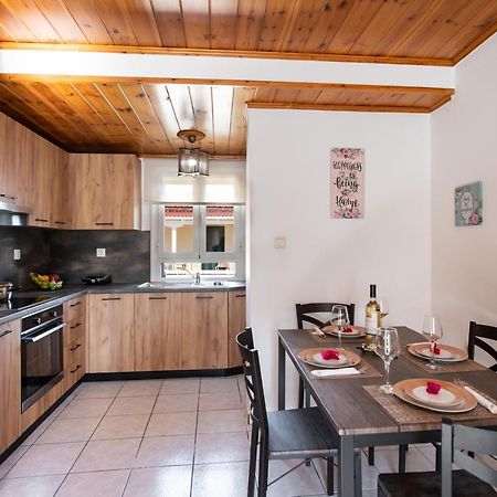 Melas Home Lefkáda Buitenkant foto